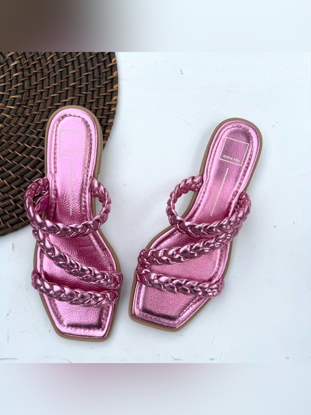 Dolce Vita Women’s Shoes Sandals Pink Metallic Slip On Flip Flop Size 9
